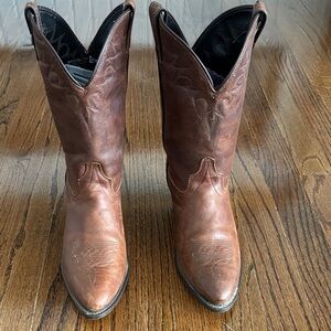 Laredo  Brown Leather Boots size 8.5